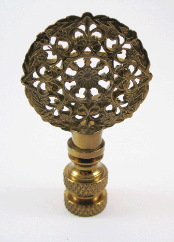 Lamp Finial: Filigree Wreath. 2 1/2" overall