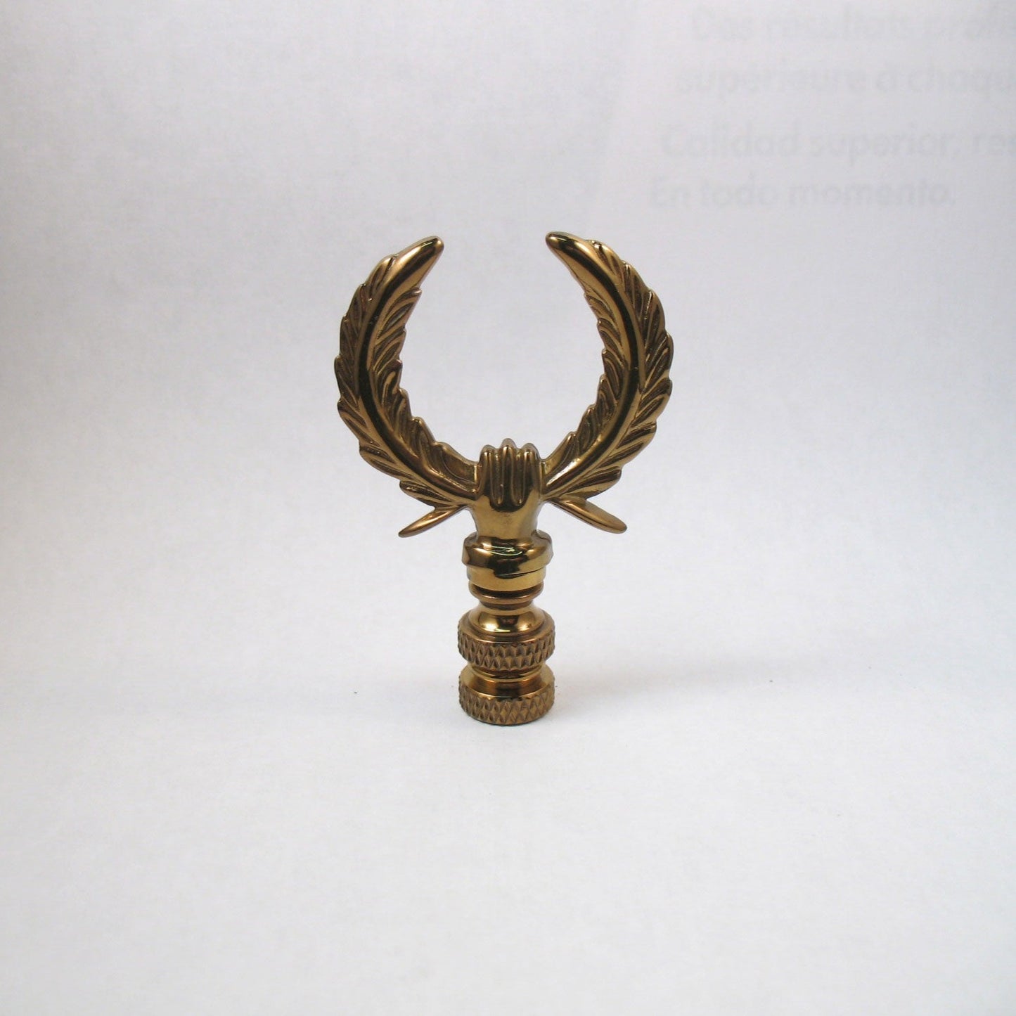 Lamp Finial:  Antiqued Brass Wreath in Hand