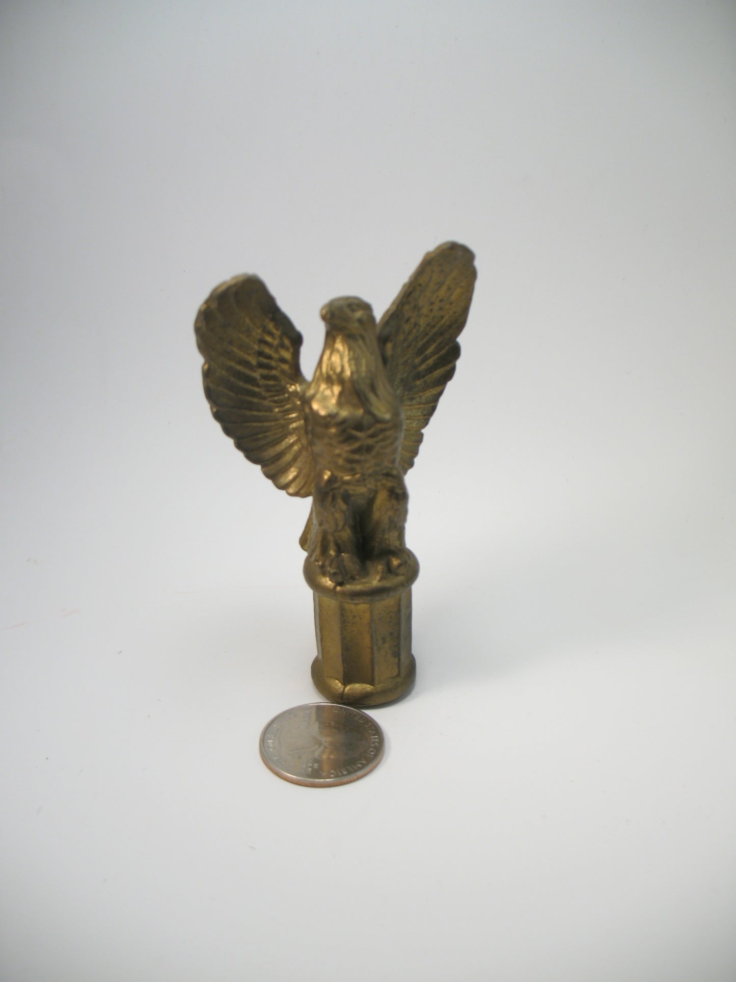 Lamp Finial Vintage Antiqued Brass Eagle Standard Thread 529E