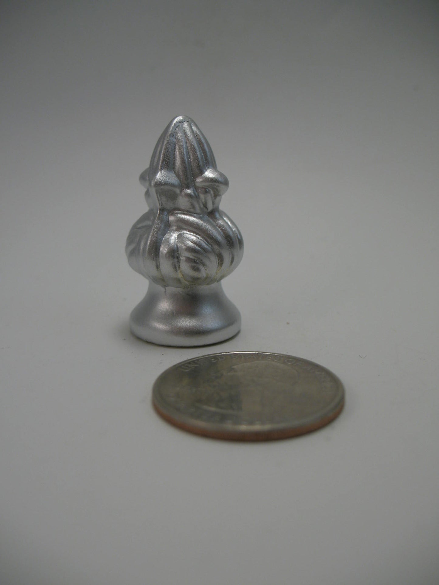 Small Silver Painted Fancy Knob Standard Thread