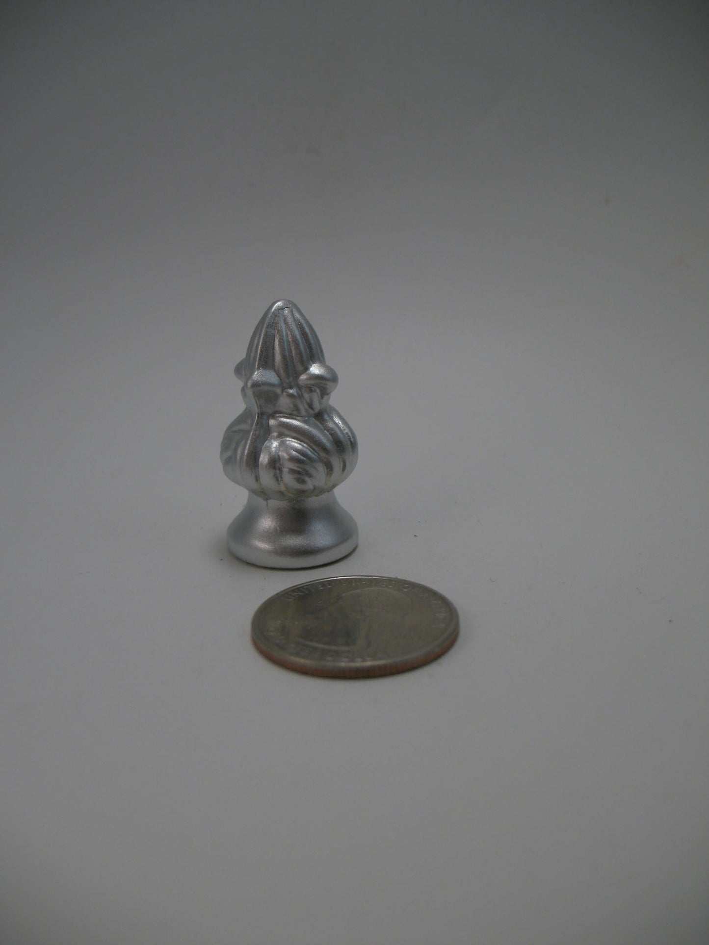 Small Silver Painted Fancy Knob Standard Thread