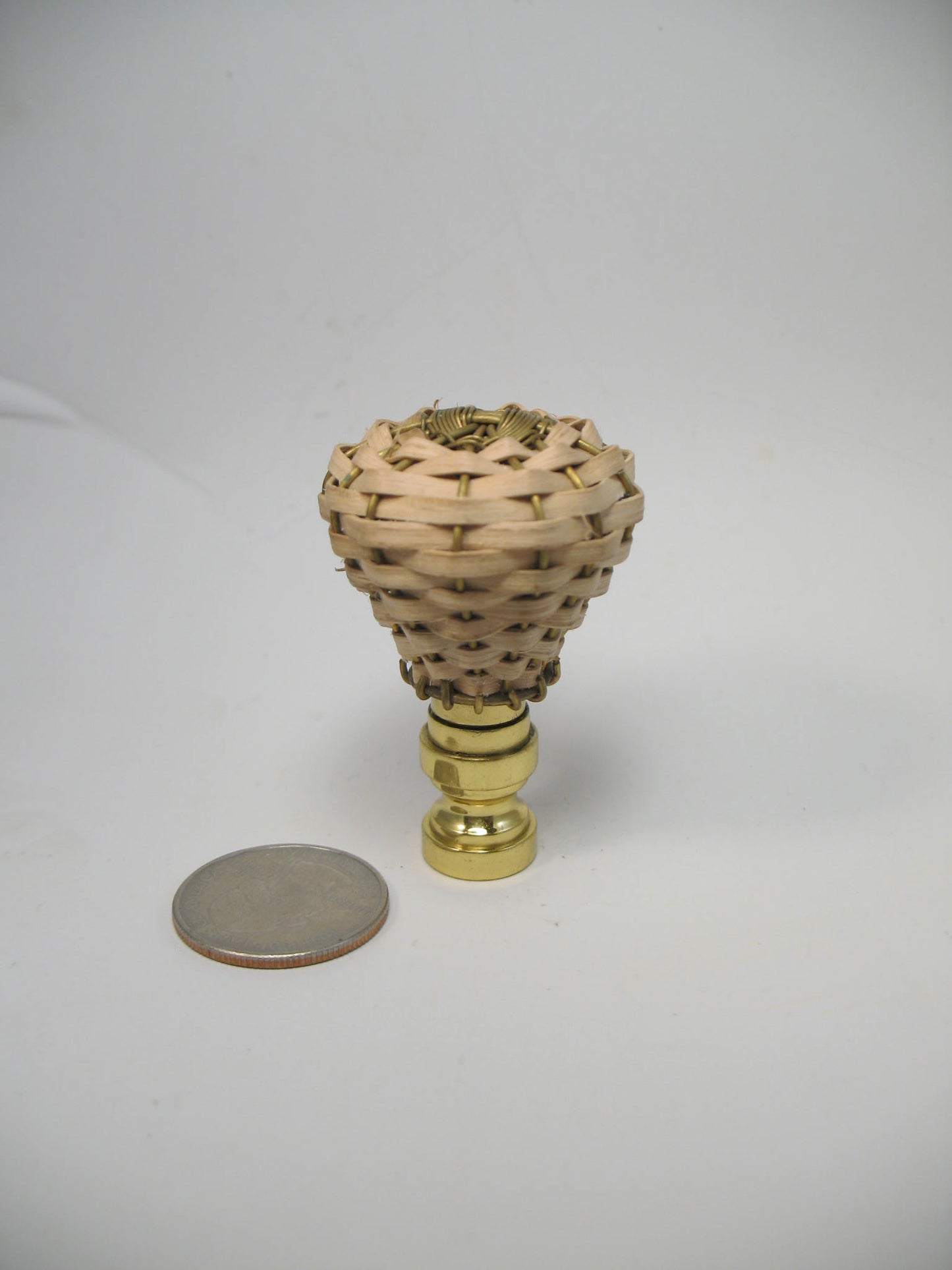 Woven Wicker and Brass Lamp Finial Knob