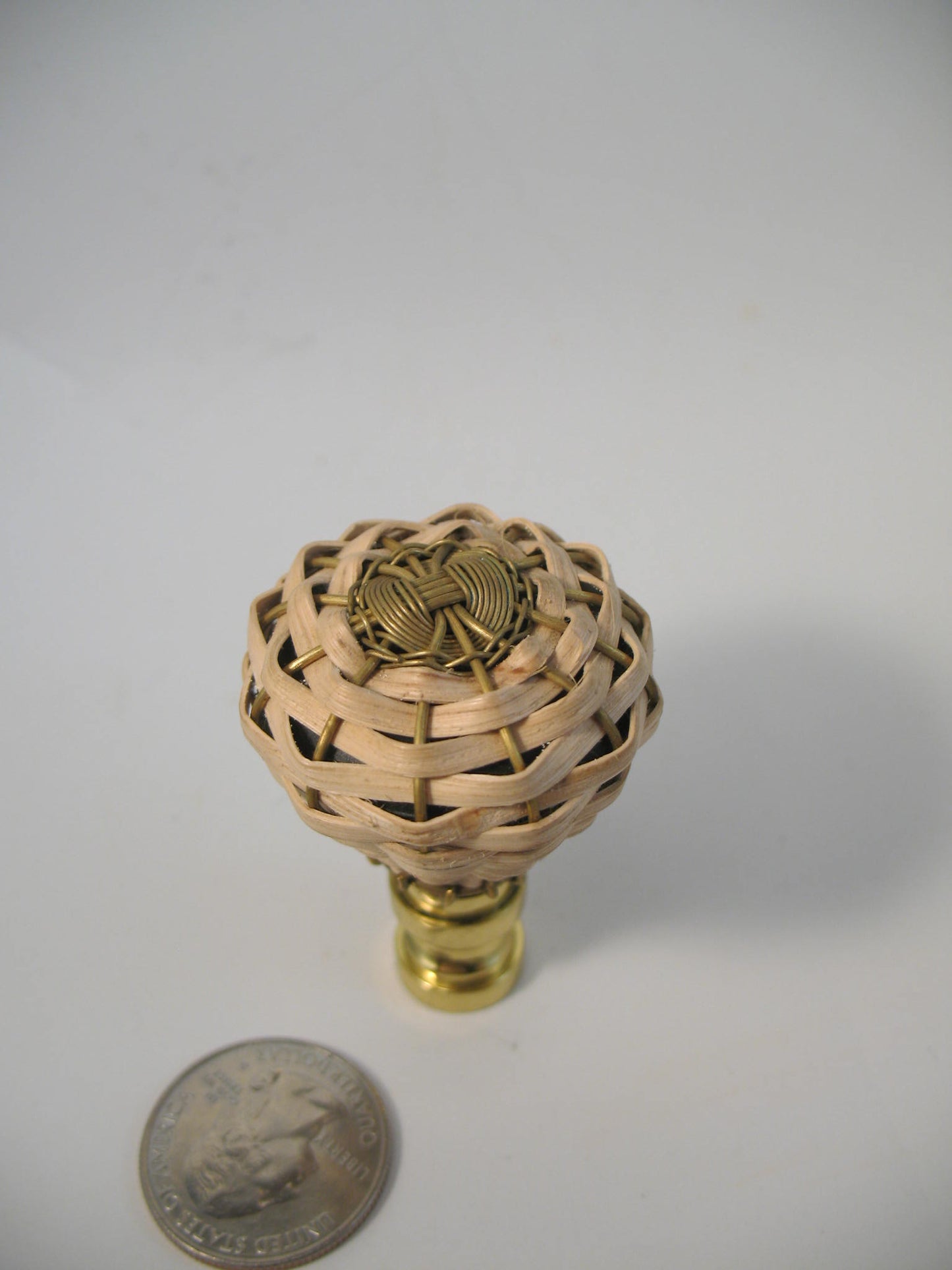Woven Wicker and Brass Lamp Finial Knob